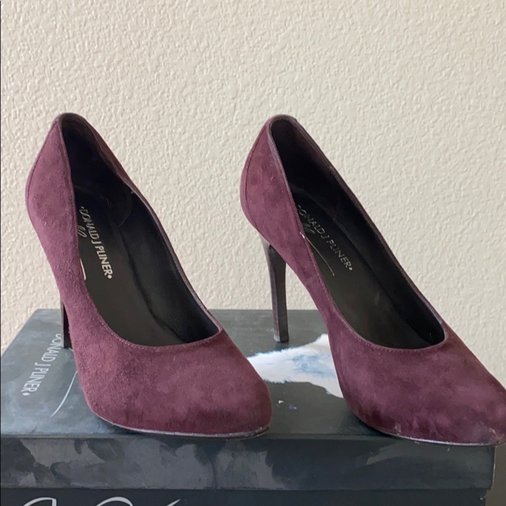 Heels - Picture 2 of 6